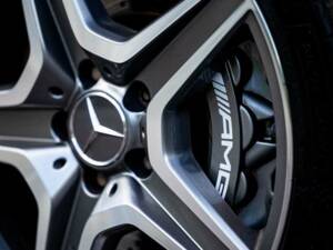 Image 43/50 de Mercedes-Benz C 63 AMG T (2013)