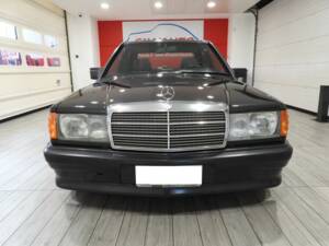 Image 2/15 of Mercedes-Benz 190 E 2.3-16 (1987)