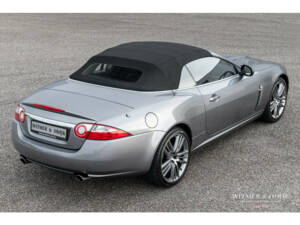 Image 3/24 de Jaguar XK 4.2 (2008)