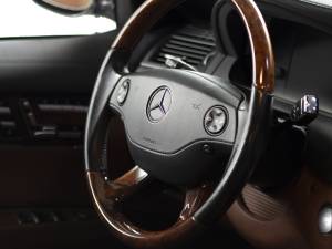 Image 32/32 de Mercedes-Benz CL 500 (2008)
