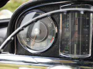 Imagen 46/50 de Mercedes-Benz 300 SL Roadster (1961)