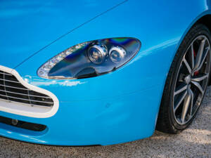 Imagen 27/31 de Aston Martin V8 Vantage (2011)