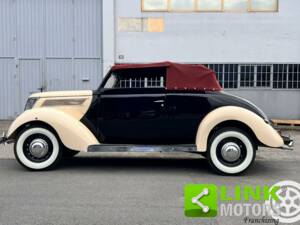 Imagen 4/10 de Ford V8 Deluxe Club Cabriolet (1937)