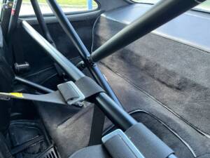 Image 24/62 of Porsche 911 Carrera 3.2 (1984)
