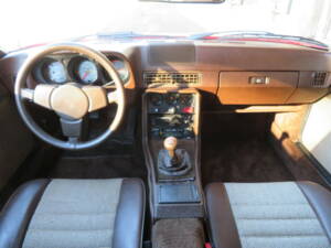 Bild 9/19 von Porsche 924 Turbo (1979)