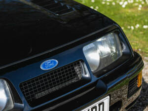 Image 27/38 of Ford Sierra RS 500 Cosworth (1988)