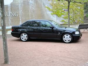 Bild 8/18 von Mercedes-Benz C 43 AMG (1998)