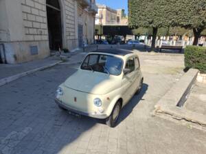Image 18/21 of FIAT 500 L (1971)