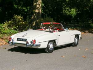 Image 14/50 de Mercedes-Benz 190 SL (1960)