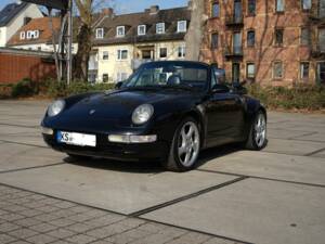Image 1/134 of Porsche 911 Carrera (1995)
