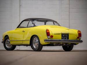 Image 4/8 of Volkswagen Karmann Ghia 1600 (1972)