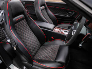 Immagine 37/48 di Bentley Continental GTC Supersports ISR (2012)