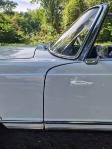Image 43/100 de Mercedes-Benz 250 SL (1967)