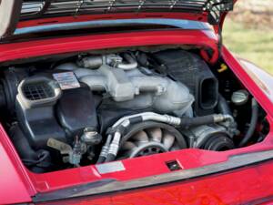 Image 34/46 of Porsche 911 Carrera (1997)