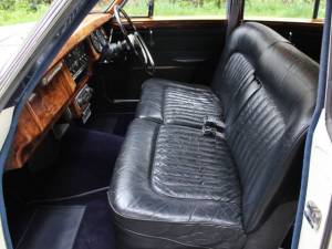 Image 12/18 of Daimler 2.5 Litre V8 (1964)