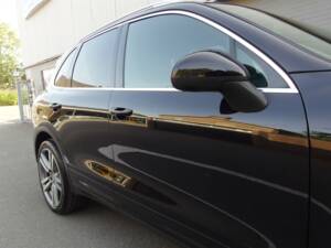 Bild 26/98 von Porsche Cayenne Turbo (2010)