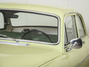 Bild 26/50 von Volvo P 121 (1967)