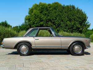 Immagine 9/50 di Mercedes-Benz 280 SL (1969)