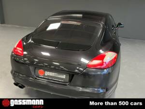 Bild 4/15 von Porsche Panamera Turbo (2011)