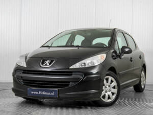 Imagen 3/49 de Peugeot 207 CC 1.6 VTi (2008)