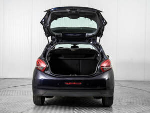Image 44/50 of Peugeot 208 1.2 PureTech 82 (2019)