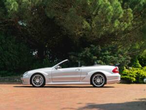 Bild 5/28 von Mercedes-Benz CLK DTM AMG (2006)
