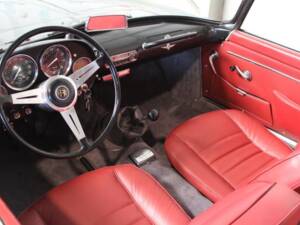 Immagine 14/16 di Alfa Romeo 2000 Spider (1960)