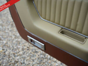 Image 36/50 of Ford Mustang 289 (1966)