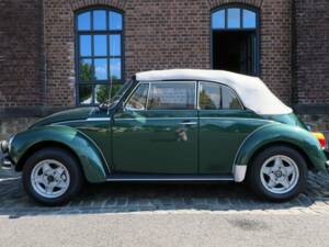 Image 2/21 of Volkswagen Beetle 1303 (1979)