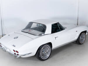 Image 28/28 de Chevrolet Corvette Sting Ray Convertible (1964)