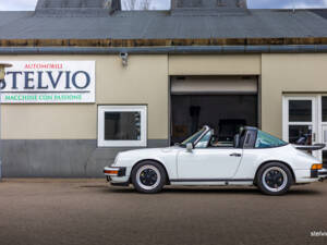 Bild 42/45 von Porsche 911 Carrera 3.2 (1984)