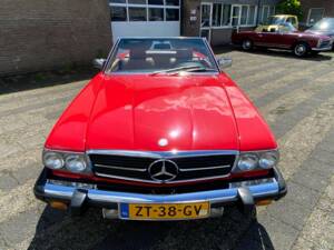 Image 2/50 of Mercedes-Benz 380 SL (1984)