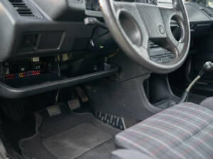 Bild 31/35 von Volkswagen Scirocco II 1.8 (1989)