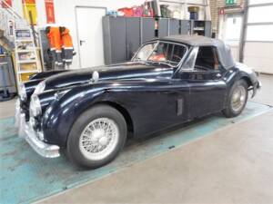 Bild 35/50 von Jaguar XK 140 DHC (1957)