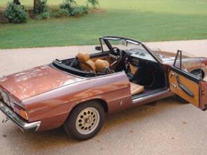 Afbeelding 16/34 van Alfa Romeo 2000 Spider Veloce (1980)