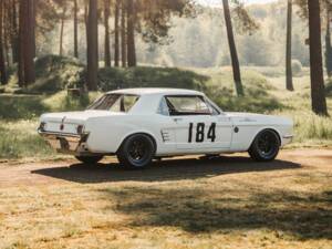 Image 7/20 of Ford Mustang Notchback (1965)