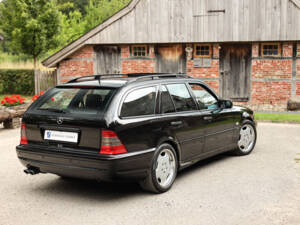 Bild 6/89 von Mercedes-Benz C 43 AMG T (1998)