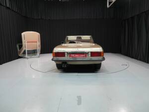 Image 7/15 of Mercedes-Benz 350 SL (1972)