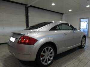 Immagine 4/15 di Audi TT 1.8 T (1999)