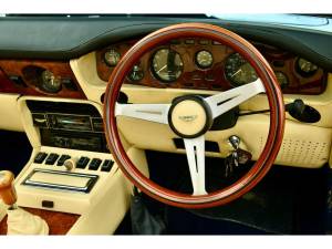 Image 5/30 of Aston Martin V8 Vantage Volante (1980)