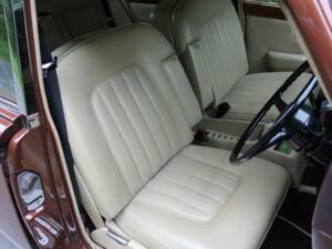 Imagen 10/20 de Rolls-Royce Silver Shadow II (1980)