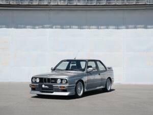 Imagen 2/58 de BMW M3 Evolution II (1988)