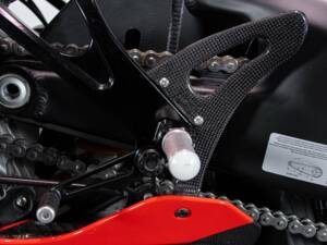 Image 28/50 de Ducati DUMMY (2007)