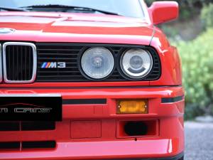 Image 9/36 of BMW M3 (1991)