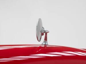 Image 13/15 of Jaguar XK 150 DHC (1961)