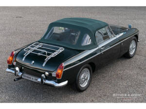 Image 4/28 of MG MGB (1970)