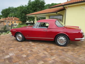 Image 11/40 of Alfa Romeo 2600 Spider (1966)