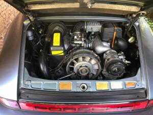 Image 30/50 of Porsche 911 Carrera 3.2 (1984)