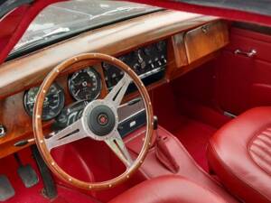 Image 32/49 of Jaguar Mk II 3.8 (1963)