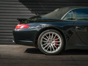 Image 41/45 of Porsche 911 Carrera 4S (2010)